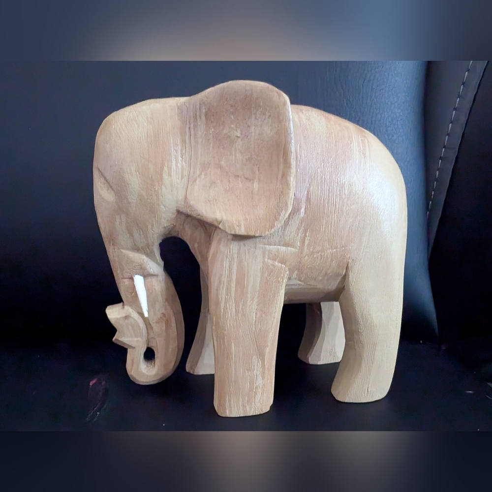 Hand Carved Solid Wood Light Primitive Distressed Rustic Elephant Walking EUC
